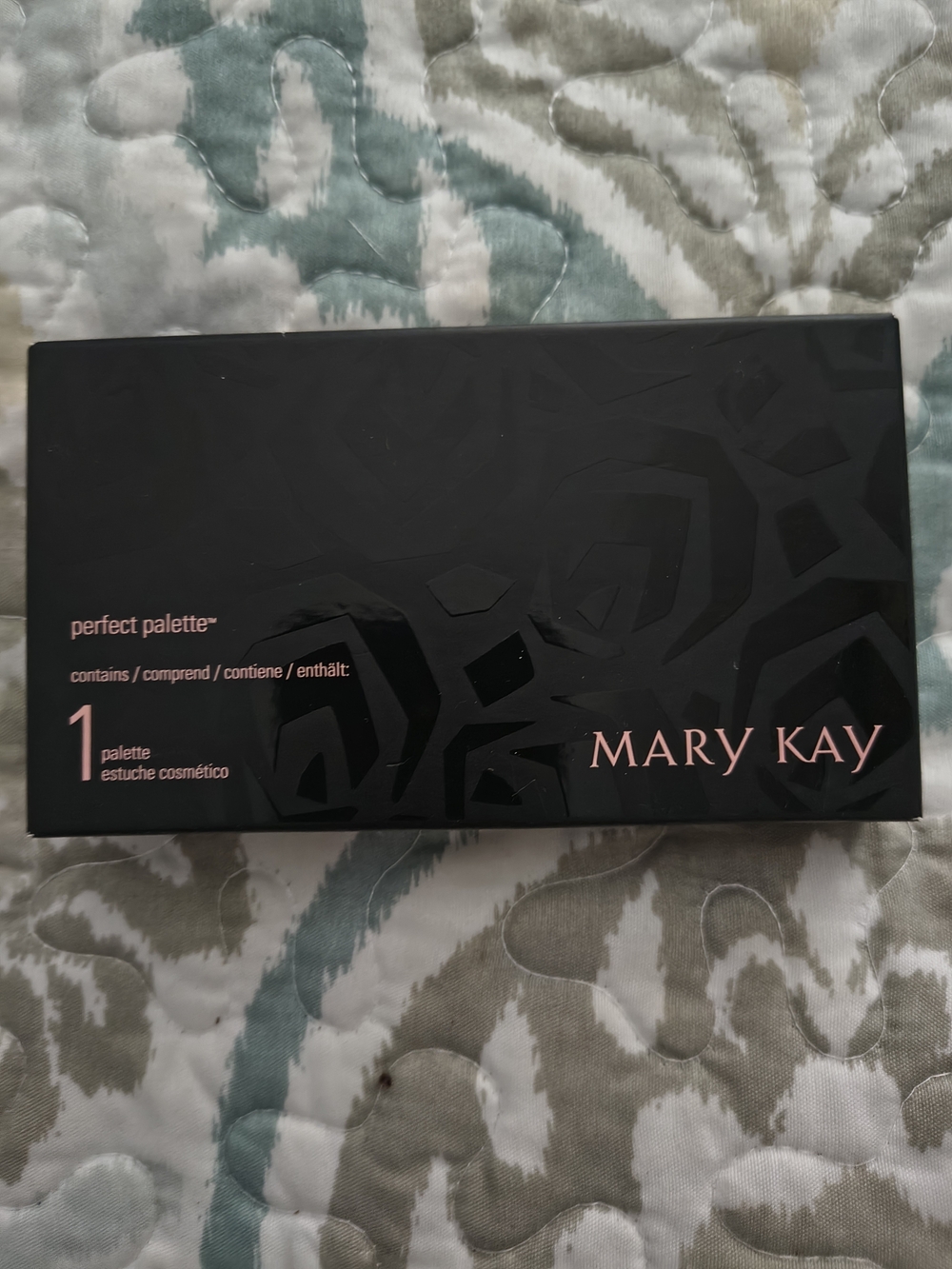Mary Kay Black Perfect Palette Compact
